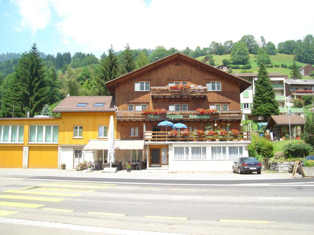 Hotel Alpina Unterwasser Exteriör bild